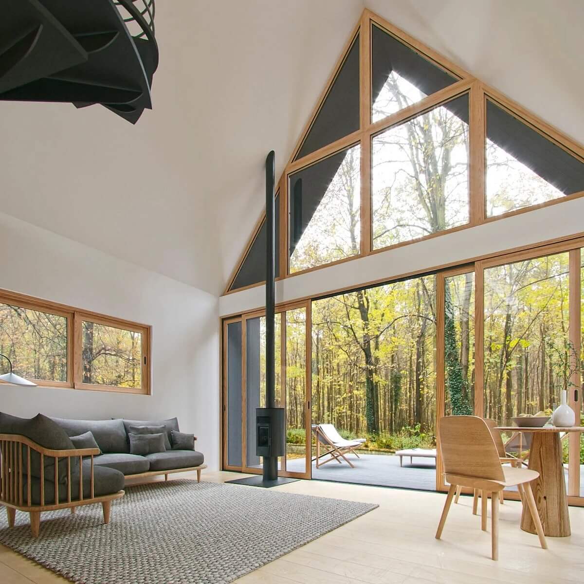 Open concept vaulted ceiling living room: Modern Alpine Plus